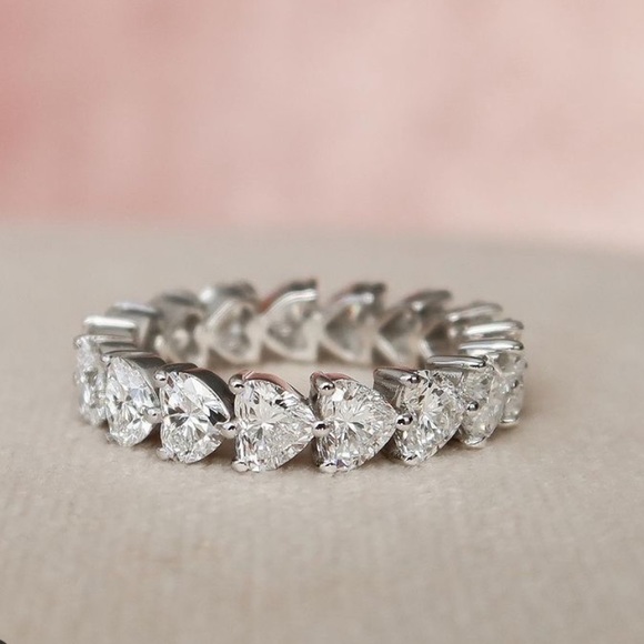 14k 3ct Heart Eternity Band - Picture 3 of 15
